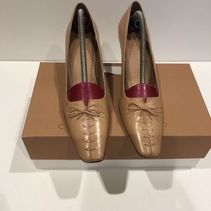 Brand New Antonio melani tan color heels. Size 7.5